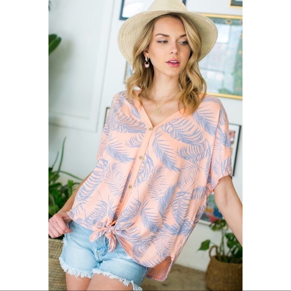 🆕🎉HP🎉Leaf Print Twist Front Knit Top - Picture 6 of 8